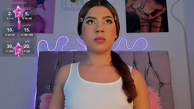 Snapshot of Ashley_piinkk_ chatting on 09/24/25, 12:41 Ashley piinkk online show from 09/24/25, 12:41