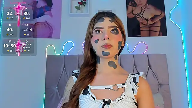 Snapshot of Ashley_piinkk_ chatting on 10/19/25, 10:38 Ashley piinkk online show from 10/19/25, 10:38