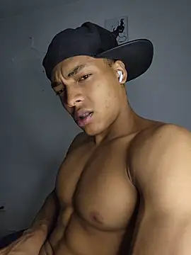 Jhonyblack 1 online show from 04/15/26, 01:01