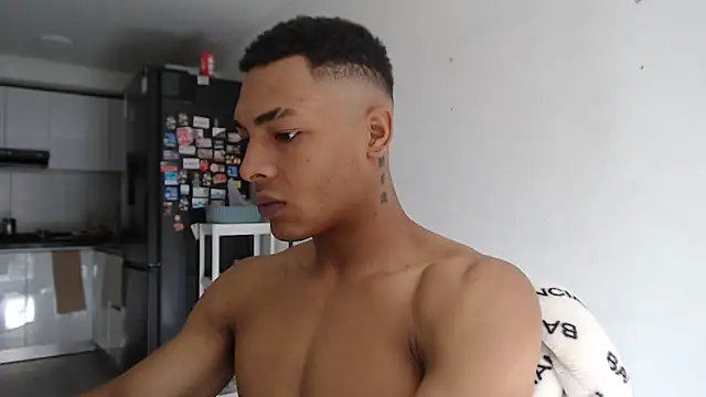 Jhonyblack 1 online show from 04/22/26, 02:40