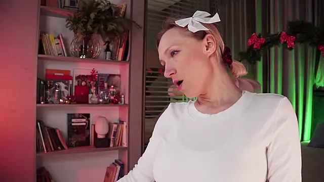 UmaTruewoman online show from 12/28/24, 06:06