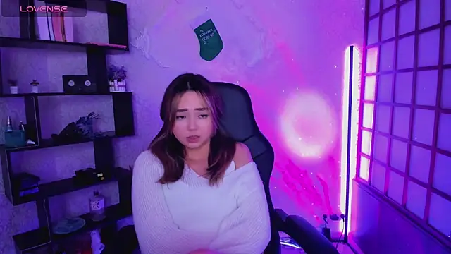 Fluffy Rose online show from 12/27/24, 11:39