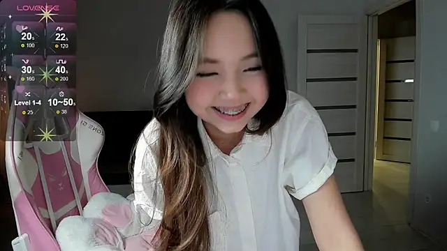 Fluffy Rose online show from 02/02/26, 11:09