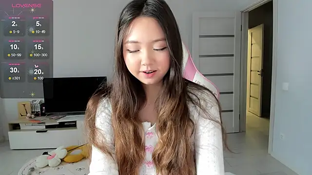 Fluffy Rose online show from 07/19/26, 01:09