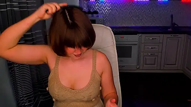 Snapshot of mirrorofsoul chatting on 01/17/25, 04:49 mirrorofsoul online show from 01/17/25, 04:49