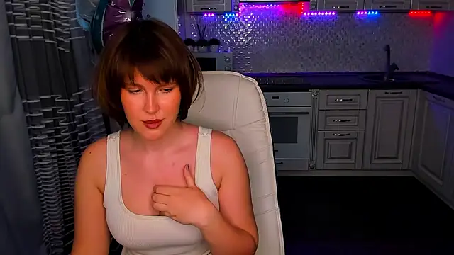 Snapshot of mirrorofsoul chatting on 02/01/25, 05:28 mirrorofsoul online show from 02/01/25, 05:28