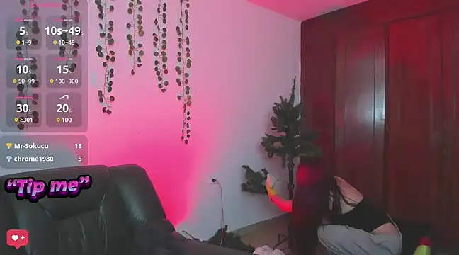 bonnie moon  online show from 12/17/24, 10:22