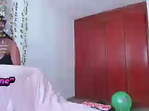 bonnie moon  online show from 01/13/25, 05:44