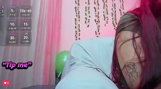 bonnie moon  online show from 02/12/25, 11:20