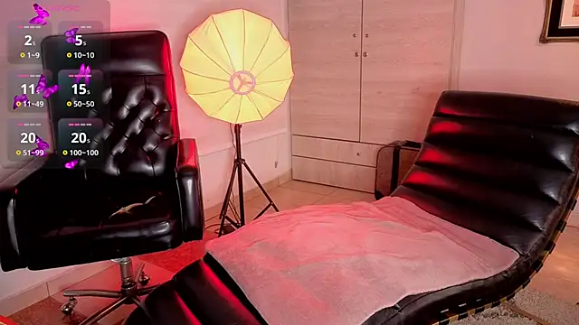 Paiige peach online show from 04/13/26, 06:35