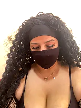 mari layali online show from 11/14/25, 12:37