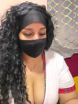 mari layali online show from 12/22/25, 09:45