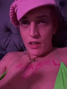 Haleytightlips1986 online show from 04/04/26, 09:45