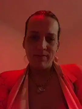 Haleytightlips1986 online show from 04/10/26, 03:34