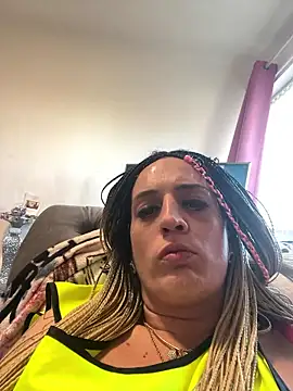 Haleytightlips1986 online show from 04/12/26, 06:02