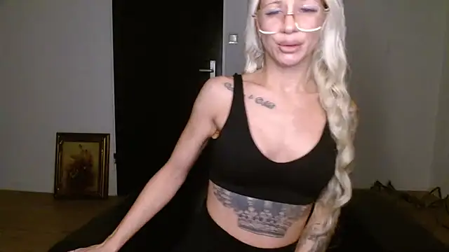 JuicyJanexo online show from 09/17/25, 04:25