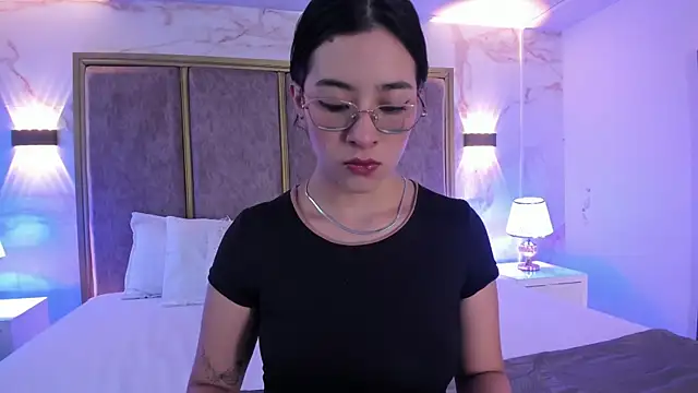 Susa1userma  online show from 05/14/26, 11:50