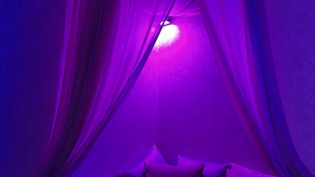 Susa1userma  online show from 05/19/26, 11:27
