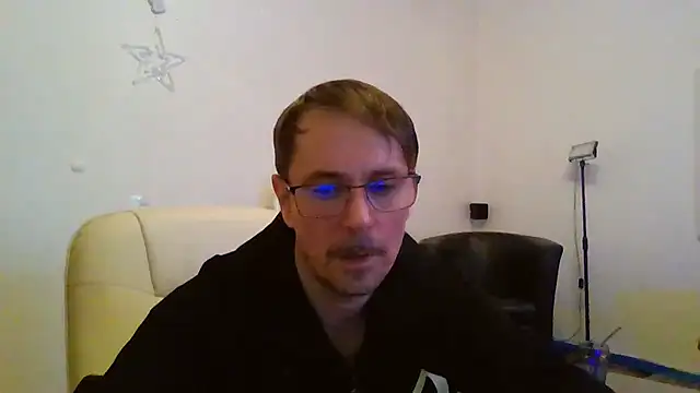 Minm666 online show from 12/23/24, 11:49