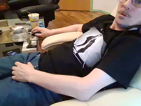 Minm666 online show from 12/28/24, 10:23