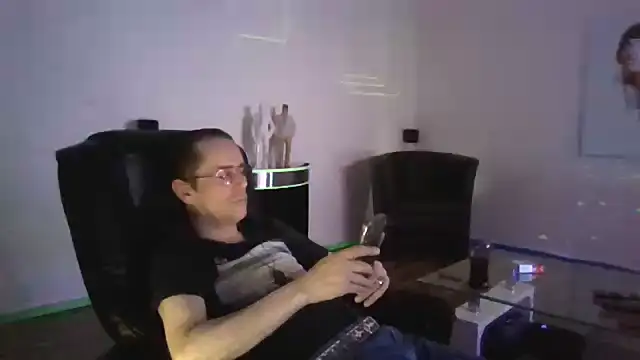 Minm666 online show from 03/02/25, 10:16