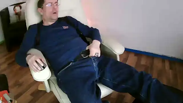 Minm666 online show from 03/12/25, 04:56