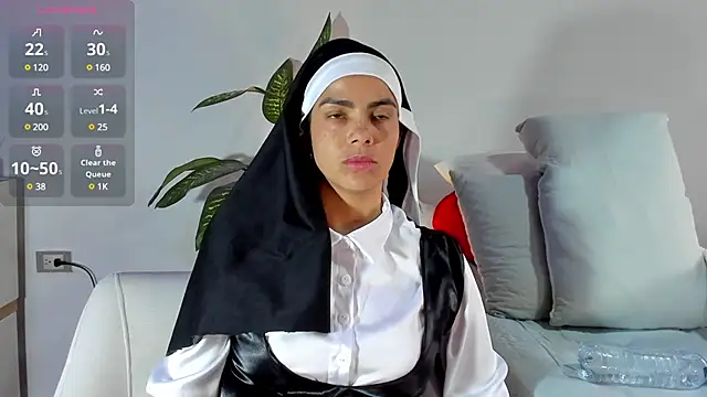 Snapshot of ClaraMariaMon chatting on 01/24/25, 06:25 ClaraMariaMon online show from 01/24/25, 06:25