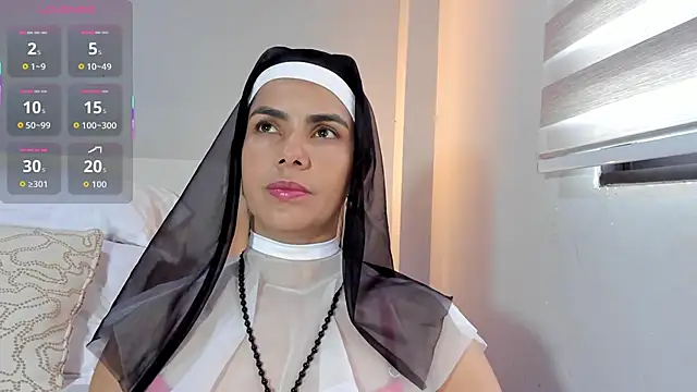 Snapshot of ClaraMariaMon chatting on 12/03/25, 06:17 ClaraMariaMon online show from 12/03/25, 06:17