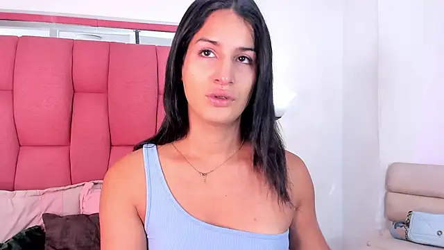 jennifer ts online show from 02/06/25, 02:26