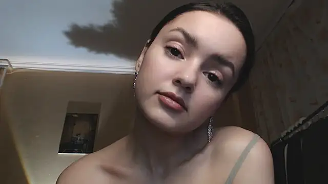 Snapshot of CuteRuby99 chatting on 11/13/25, 03:55 CuteRuby99 online show from 11/13/25, 03:55