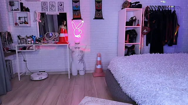 Marcellean online show from 10/14/25, 03:40