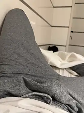 young1fucker online show from 12/16/24, 06:32