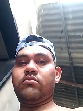 travieso2893 online show from 11/25/25, 06:52