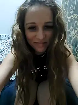 Amira 17 online show from 12/22/24, 07:10