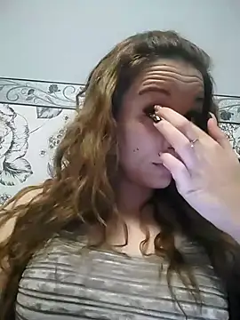 Amira 17 online show from 12/23/24, 07:30