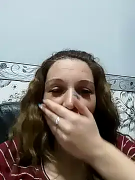 Amira 17 online show from 01/31/25, 10:21