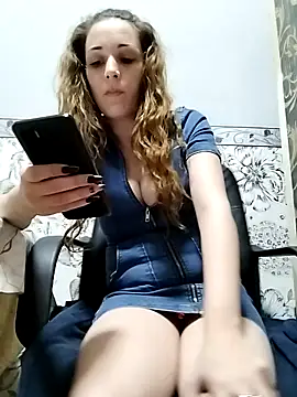 Amira 17 online show from 03/18/25, 07:20