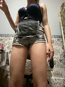 Amira 17 online show from 09/12/25, 08:53