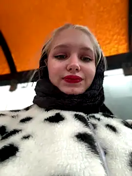 Milkyy wway online show from 12/06/24, 07:43