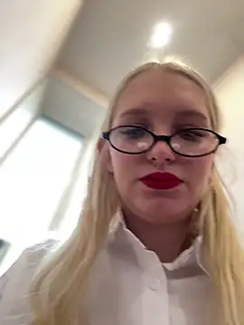 Milkyy wway online show from 01/26/25, 07:53