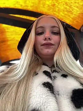 Milkyy wway online show from 03/01/25, 07:41