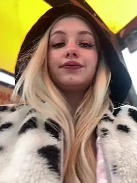 Milkyy wway online show from 03/04/25, 08:02