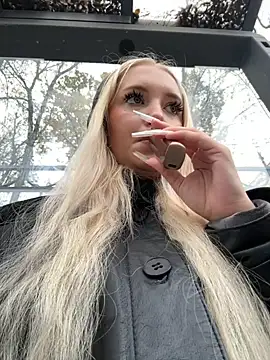 Milkyy wway online show from 10/21/25, 06:47