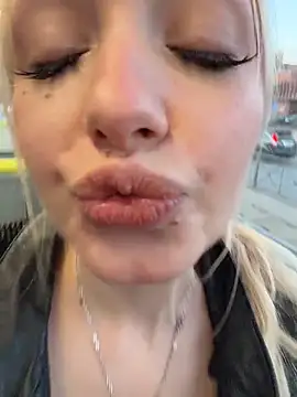 Milkyy wway online show from 03/29/26, 03:39