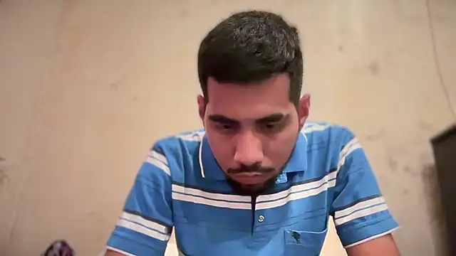 Snapshot of EnriquePersian197 chatting on 01/23/25, 01:51 EnriquePersian197 online show from 01/23/25, 01:51