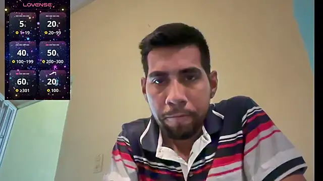 Snapshot of EnriquePersian197 chatting on 10/07/25, 06:49 EnriquePersian197 online show from 10/07/25, 06:49