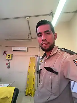 EnriquePersian197 online show from 04/10/26, 12:05