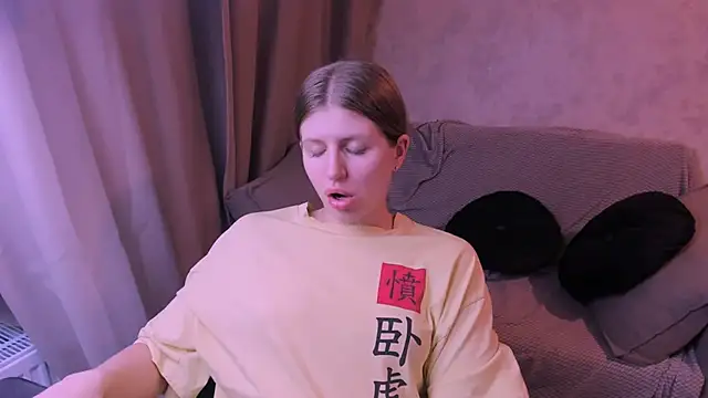 kirraa  online show from 03/02/25, 07:12