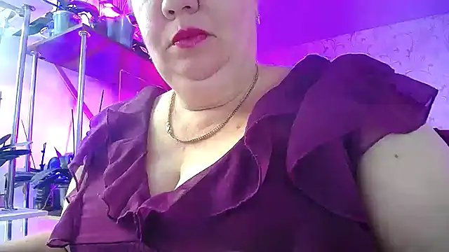  Sweet Woman online show from 09/28/25, 05:24