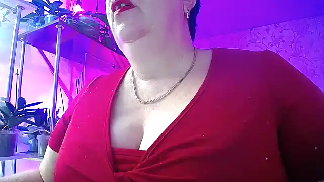  Sweet Woman online show from 12/17/25, 05:24